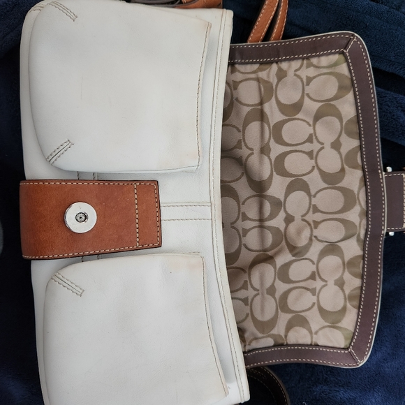 Coach SoHo Leather Handbag & matching Coach SoHo Wallet White Ivory & Tan Brown - Picture 4 of 14